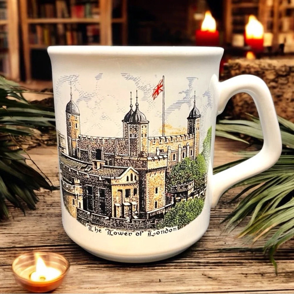 VINTAGE Goodlife Neale Tower of London Mug - Made in England - Picture 1 of 8